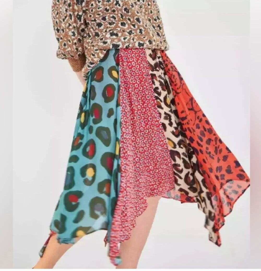 FARM RIO Multi Color Animal Print asymmetrical handkerchief skirt sz M
